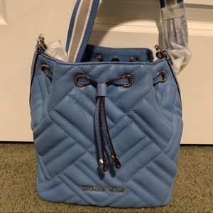 Beautiful Michael Kors Peyton Bucket Bag for sale!